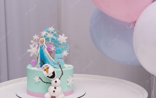 How to make an Elsa cake