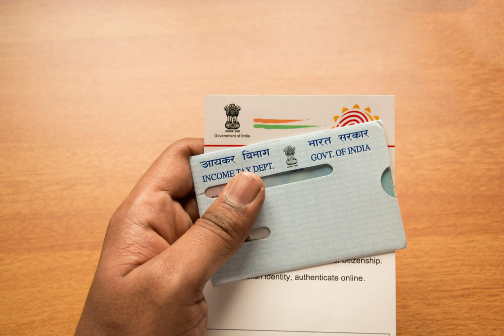 pancard to aadhaar card